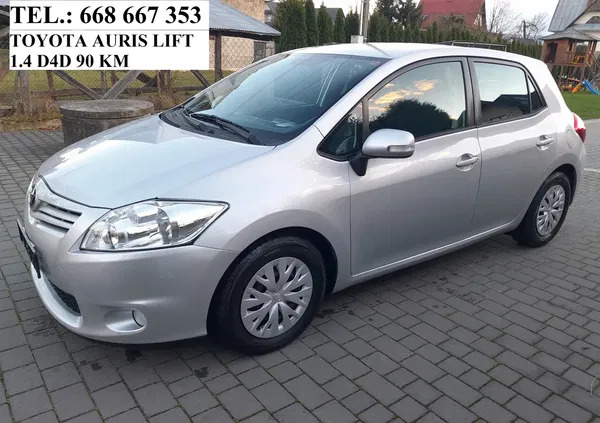 samochody osobowe Toyota Auris cena 26000 przebieg: 179000, rok produkcji 2011 z Podkowa Leśna